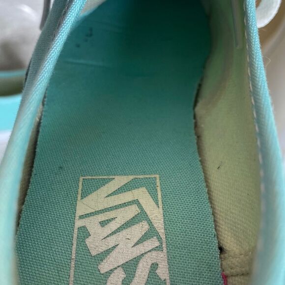 VANS LOW PROFILE DANITY CASUAL CLASSIC EVERYDAY CANVAS SKATER SHOES SIZE 7 - Picture 13 of 13